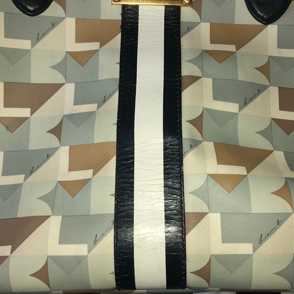 L.A.M.B Beautiful Tote - Picture 7 of 8